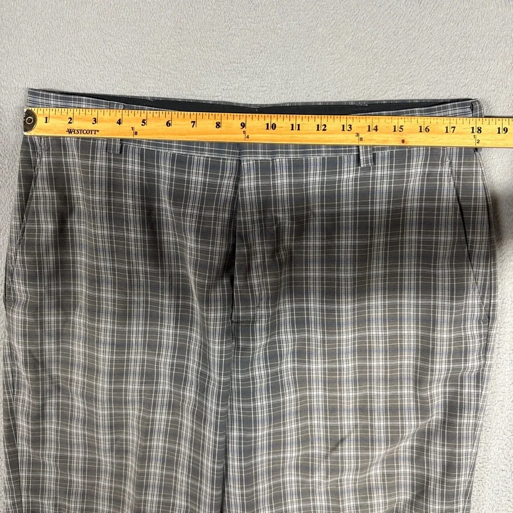 Nike Shorts Mens 36 Grey Plaid Flat Front Tiger Woods Collection Golf Preppy